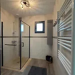 Eco-Lodge Avec Son Spa Privatif בית נופש מיוס