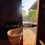 בית נופש Eco-Lodge Avec Son Spa Privatif *