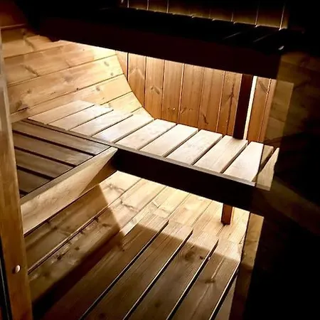 Meuble De Tourisme 4 Etoiles Avec Jacuzzi & Sauna * Mios