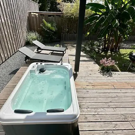 Holiday home Avec Jacuzzi Et Sauna *