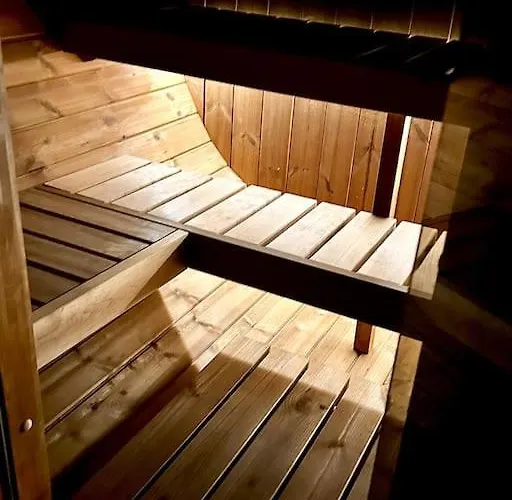 Meuble De Tourisme 4 Etoiles Avec Jacuzzi & Sauna * ميوس