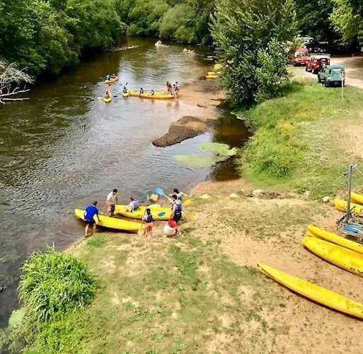 Meuble De Tourisme 4 Etoiles Avec Jacuzzi & Sauna بيت للعطل ميوس