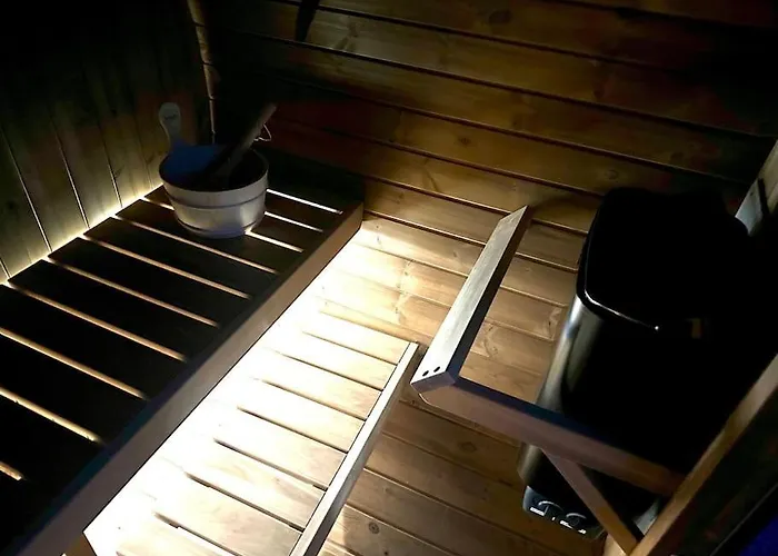 Meuble De Tourisme 4 Etoiles Avec Jacuzzi & Sauna بيت للعطل