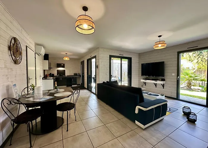 Meuble De Tourisme 4 Etoiles Avec Jacuzzi & Sauna ميوس